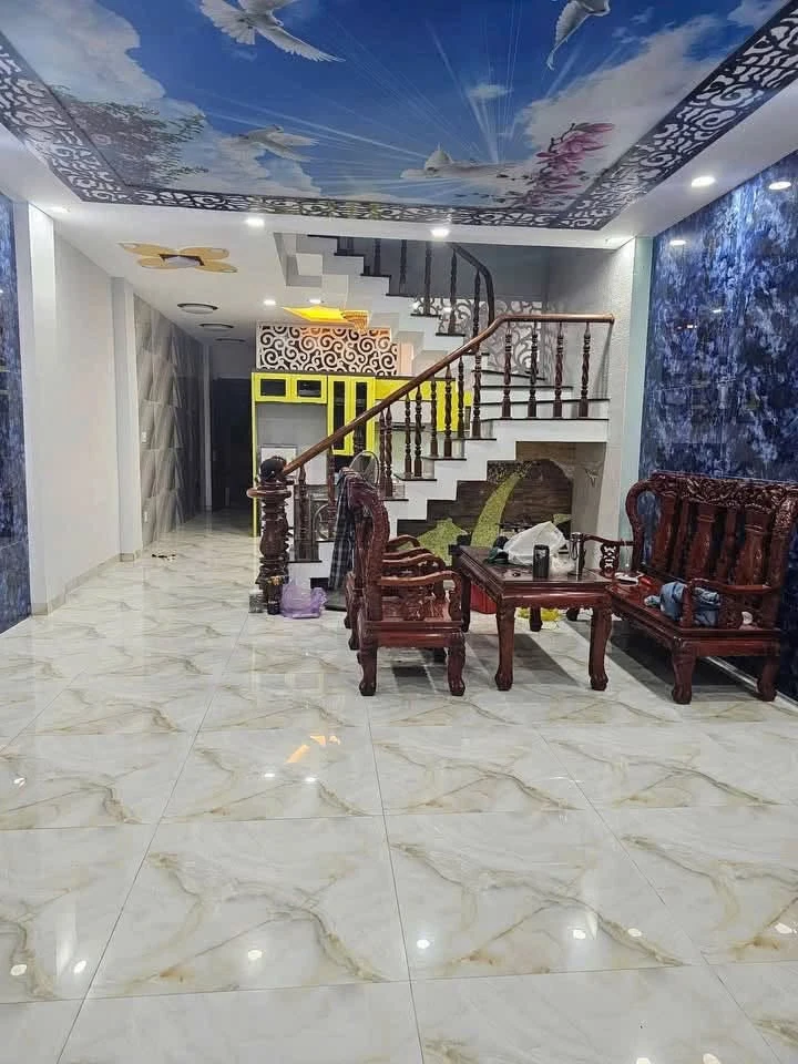 Bán nhà 4 tầng lô góc 54m2 đường Phương Lưu, ô tô vào nhà, giá 4,67 tỷ 8t500tr - Ảnh 1