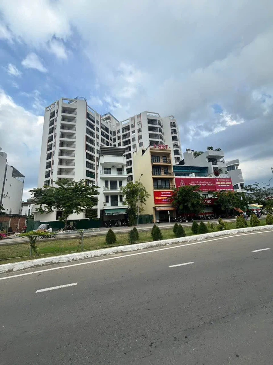 Bán nhà mặt tiền Vành Đai 2, 85,2m2, 5 tầng + tum, giá 9,7 tỷ - Ảnh thu nhỏ 3