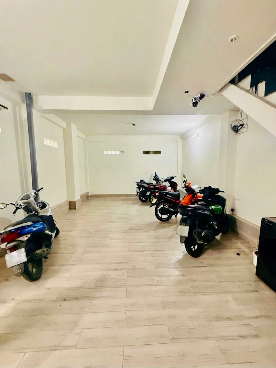 Bán nhà 5 tầng 55m2 hẻm thông Nguyễn Công Hoan, Phú Nhuận, 12 phòng cho thuê 70tr/tháng - Ảnh 1