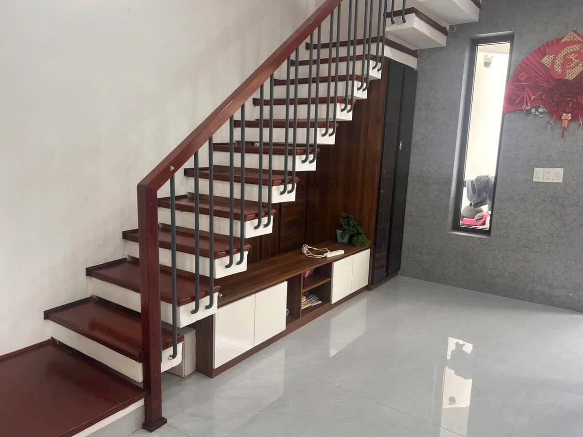 Bán nhà hẻm Nguyễn Công Trứ 170m2, 3PN 3WC, sân ô tô, view hồ Ea Tam, giá 4,5 tỷ - Ảnh thu nhỏ 5