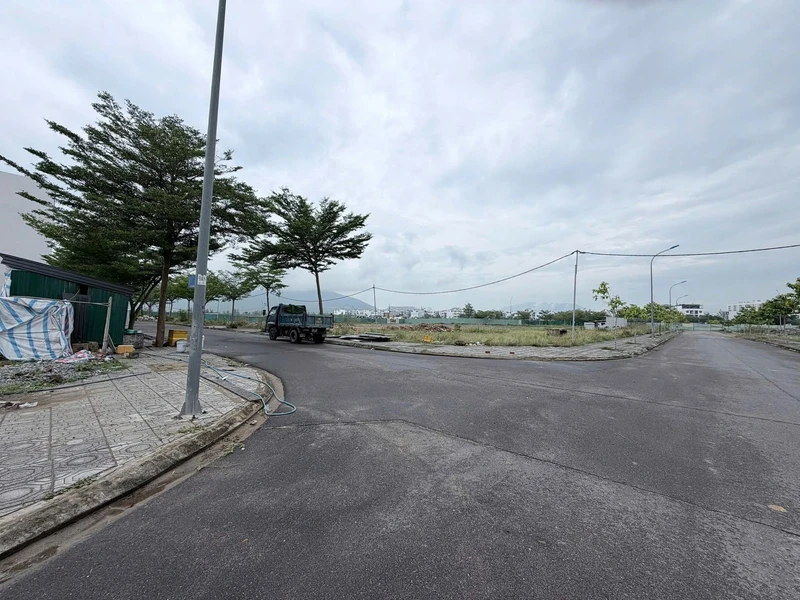 Bán lô góc 2 mặt tiền 183m2 Khu Đô Thị An Bình Tân Nha Trang