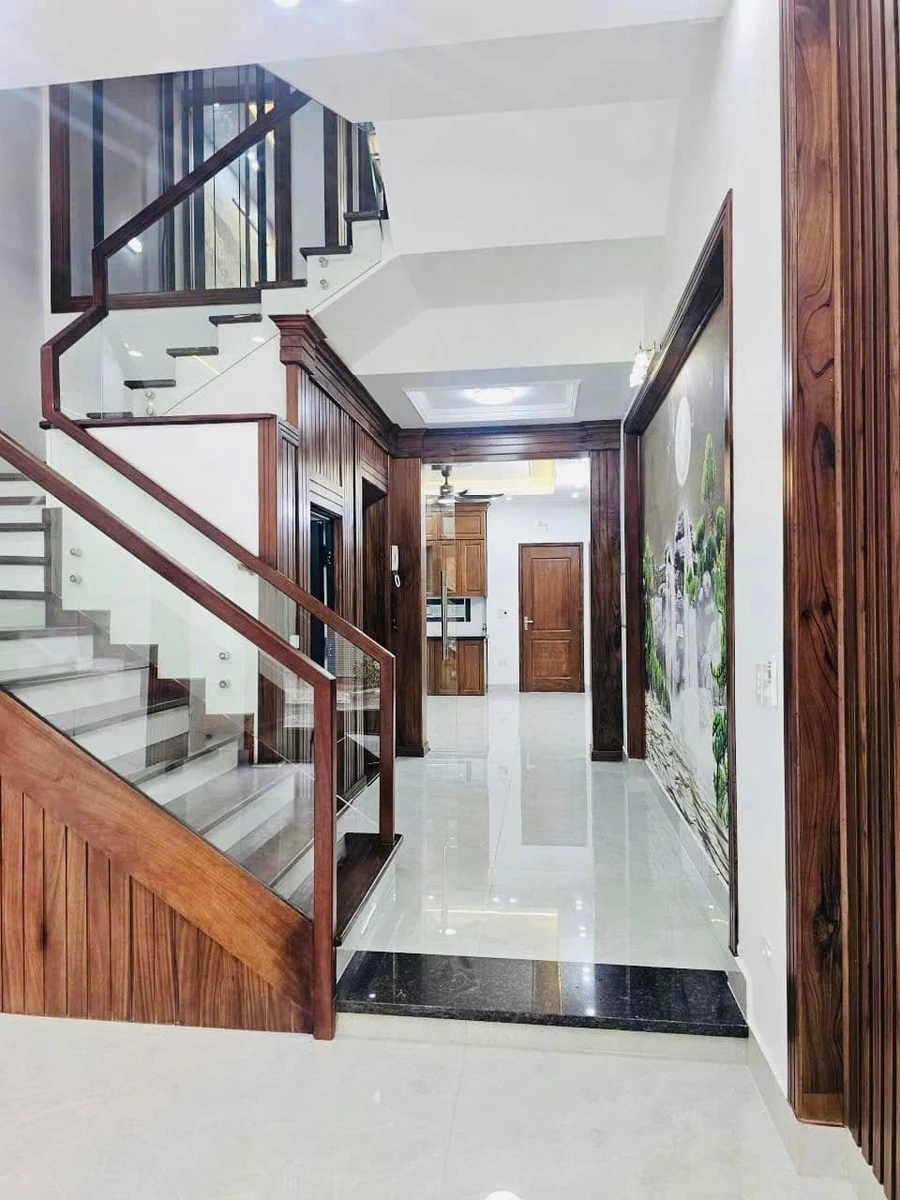 Bán nhà 4 tầng thang máy nội thất đầy đủ An Phú Hải Dương 6,35 tỷ - Ảnh 1