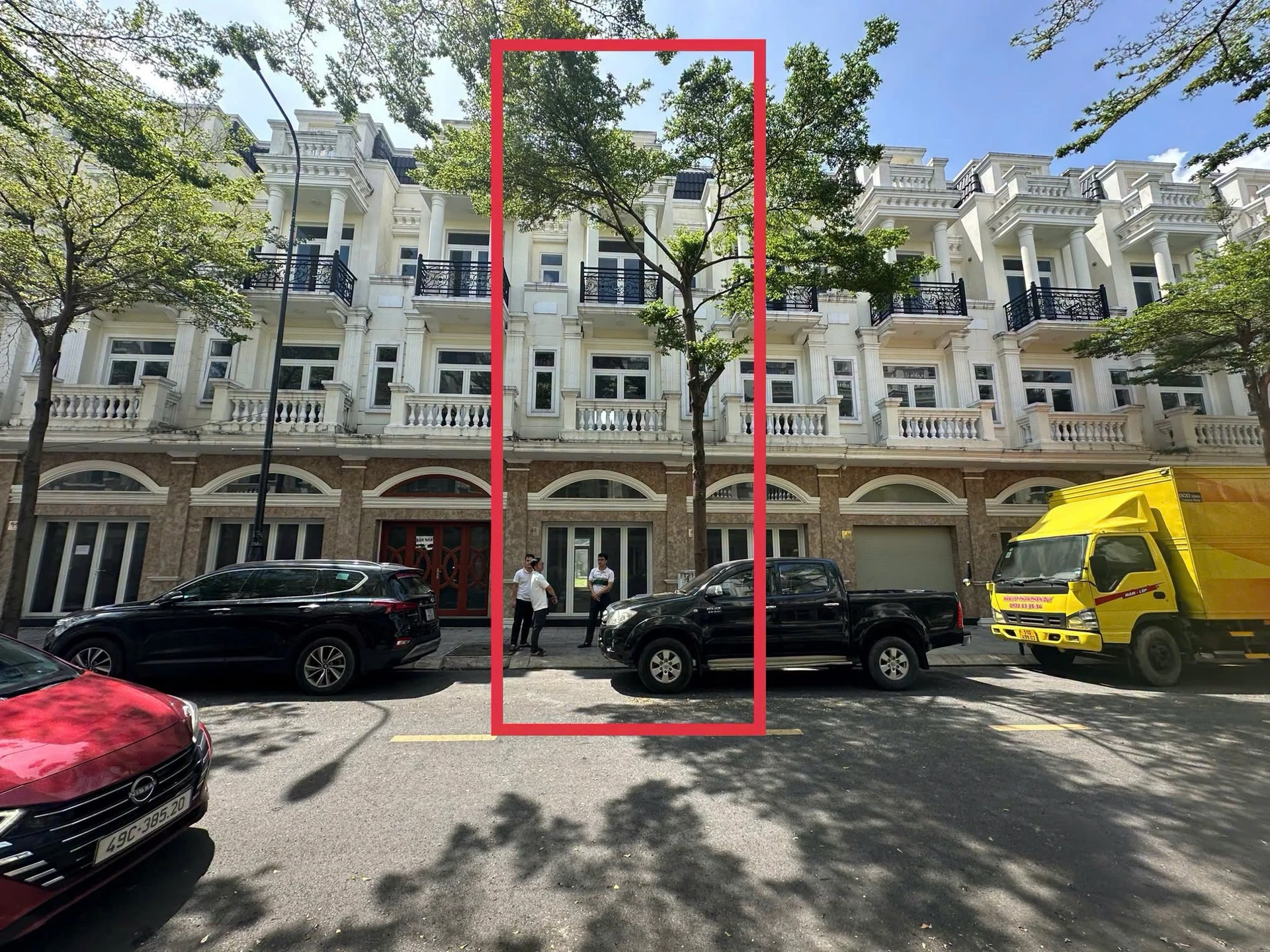 Bán shophouse 60m2 Icon Central chỉ nhỉnh 4 tỷ - Ảnh 1