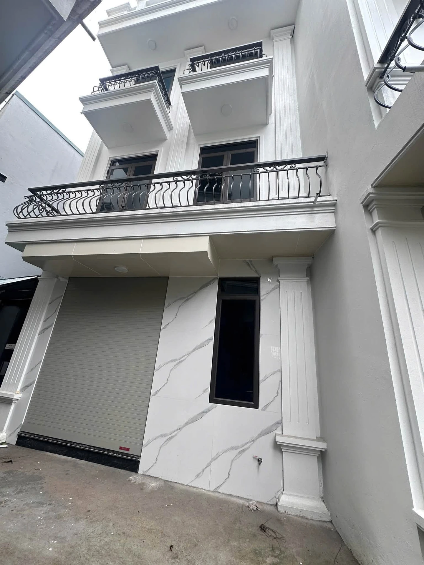 Bán nhà 3 phòng ngủ 60m² Cao Thắng Quận 1 - Ảnh 1