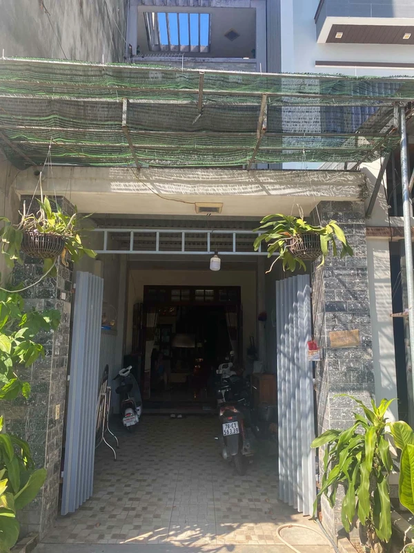 Bán nhà hẻm 101m² hướng Nam, Quảng Ngãi