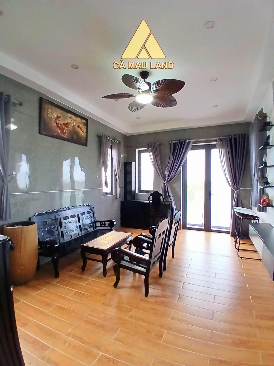 Nhà 2 lầu 100m² hiện đại, 3 phòng ngủ, giá 3 tỷ Cà Mau - Ảnh thu nhỏ 5