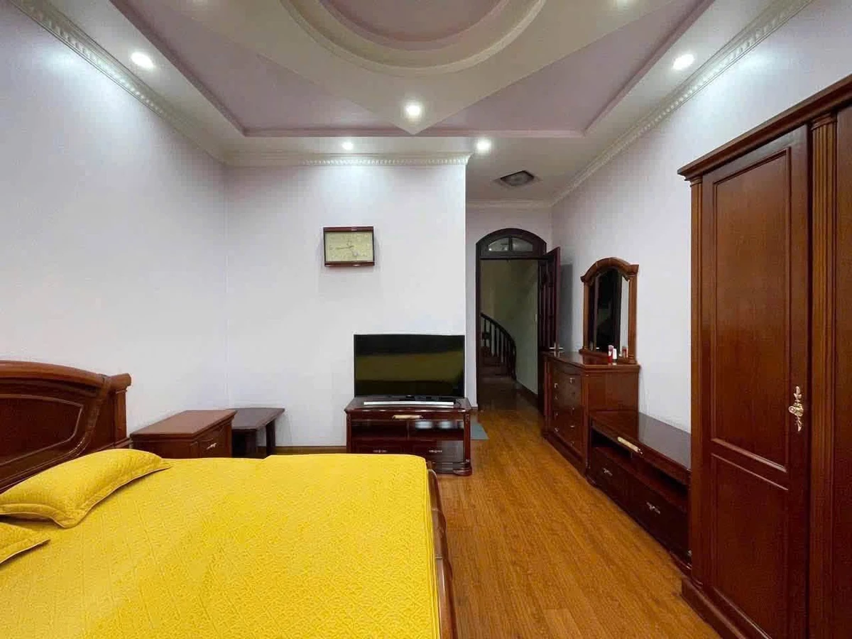 Bán nhà mặt đường Văn Cao, Hải Phòng 90m2, 4 tầng 18 tỷ - Ảnh thu nhỏ 3