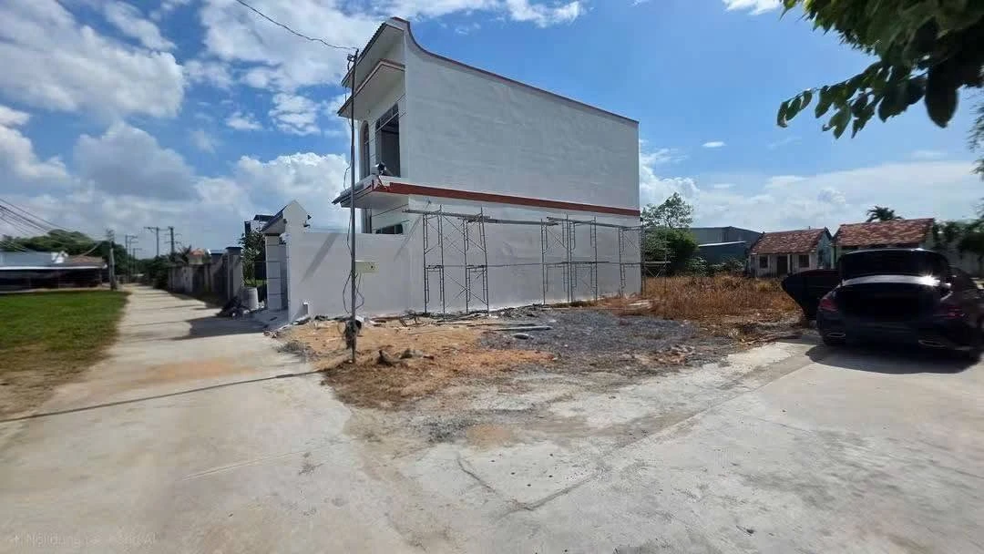 Bán đất Hóc Môn 350m² ngay Cầu Mồng Gà, 2 tỷ 980 triệu - Ảnh 1