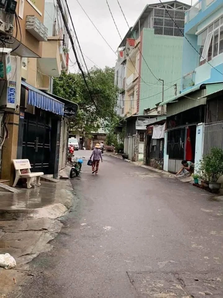 Bán nhà 3 tầng 40m² Quy Nhơn - Ảnh 1