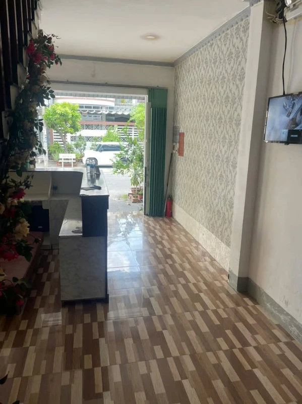 Cho thuê nhà mặt tiền Lê Hồng Phong, Rạch Giá, 210m², 13 phòng, 13 triệu/tháng