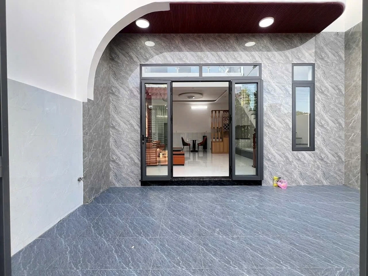 Bán nhà gác lửng 96m² 3 phòng ngủ tại Bà Rịa - Ảnh 1