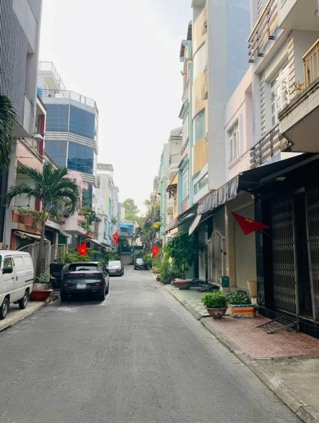 Bán nhà hẻm ô tô 8m 53m2 4 tầng gần Lạc Long Quân, Tân Bình, giá nhỉnh 10 tỷ - Ảnh 1