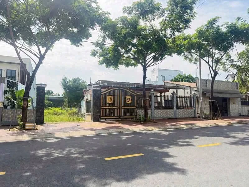 Bán nhà 3 tầng kiệt ô tô 102.2m² đường Dũng Sĩ, Thanh Khê, Đà Nẵng giá 5 tỷ nhỉnh 343m2