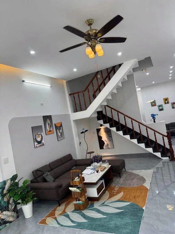 Nhà 3 tầng mặt tiền 72m2 đường Thanh Niên, Quy Nhơn