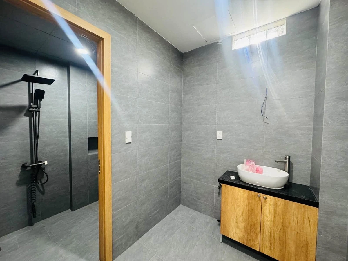 Bán nhà 2 tầng 60m2 gần biển Mỹ Khê Đà Nẵng, giá 4 tỷ - Ảnh thu nhỏ 5