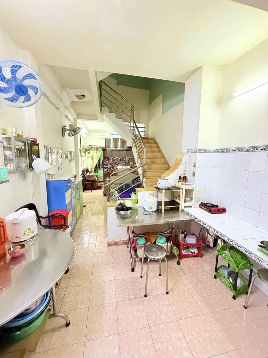 Bán nhà hẻm thông Nguyễn Duy Dương Quận 10, 45m2, 4 tầng 4PN, giá 6.9 tỷ - Ảnh thu nhỏ 5