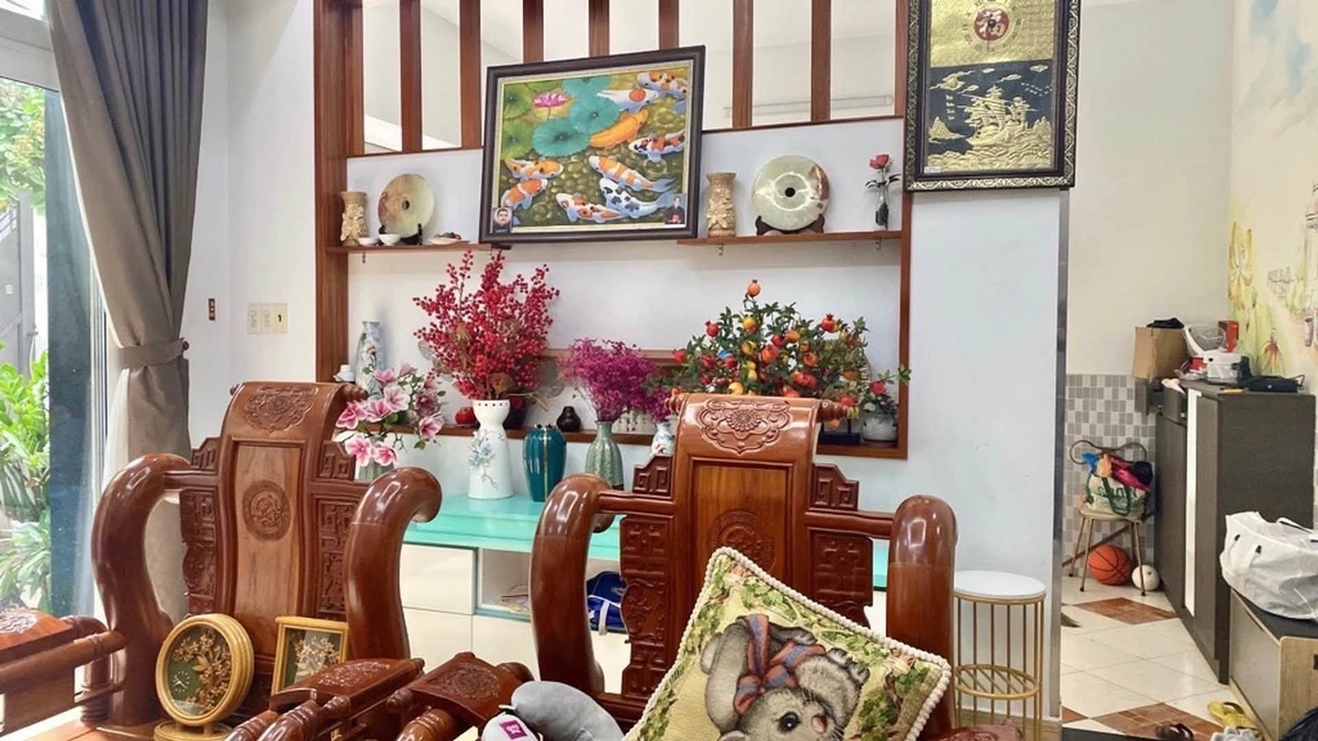 Bán biệt thự 8x19, 3 tầng có sân vườn đường Võ Thành Trang, P. Bảy Hiền, Tân Bình - Ảnh thu nhỏ 3