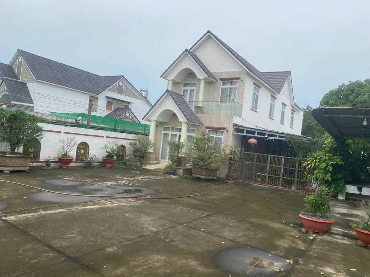 Bán biệt thự 2000m² tại Bến Lức Long An, 15 tỷ 950 triệu - Ảnh thu nhỏ 2