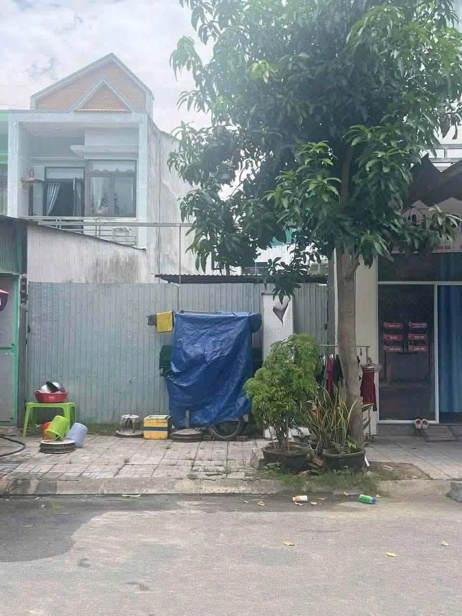 Bán lô đất mặt tiền Trương Hán 100m2 Quảng Ngãi 2,55 tỷ - Ảnh thu nhỏ 2