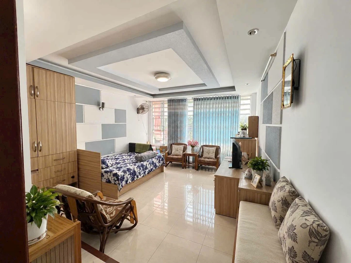 Bán nhà 5 tầng hẻm xe hơi 48 Hồ Biểu Chánh, Phú Nhuận, ngang 4.5m, giá hơn 10 tỷ - Ảnh thu nhỏ 4