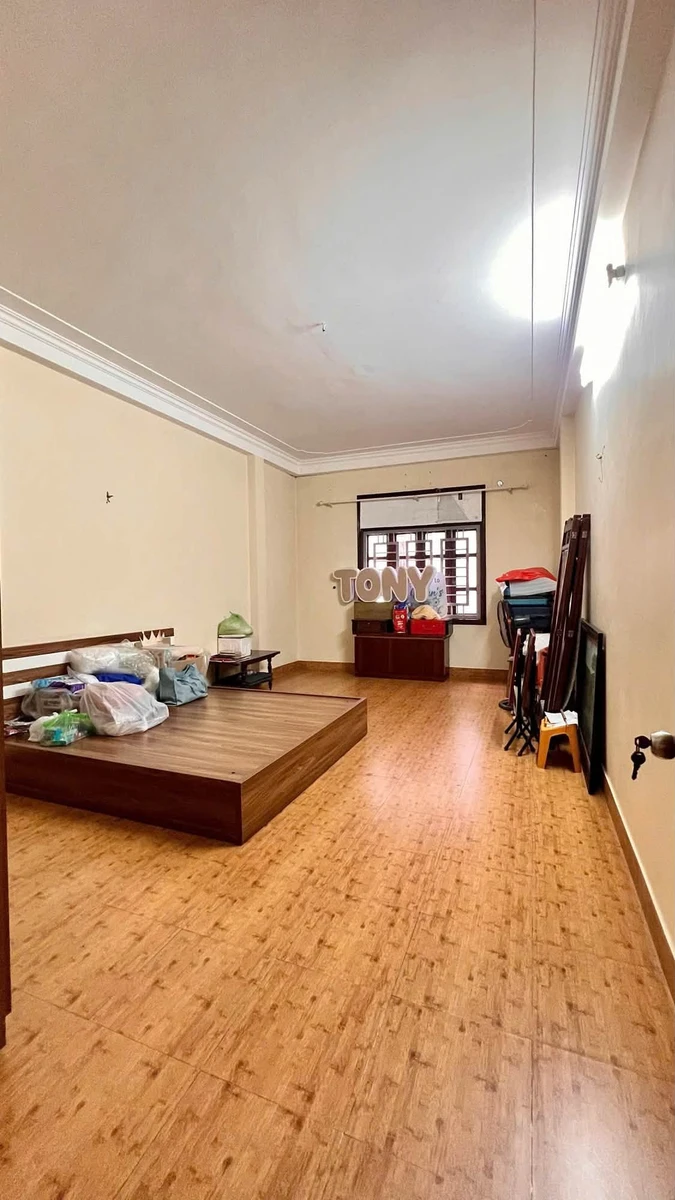 Bán nhà phố Nguyễn Khang 56m² 4 tầng 13.6 tỷ - Ảnh 1