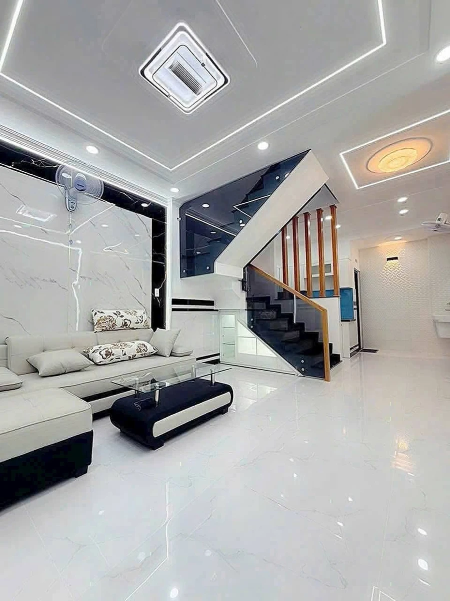 Bán nhà 2 phòng ngủ 36m² giá 3 tỷ 450 Quận 12 - Ảnh 1