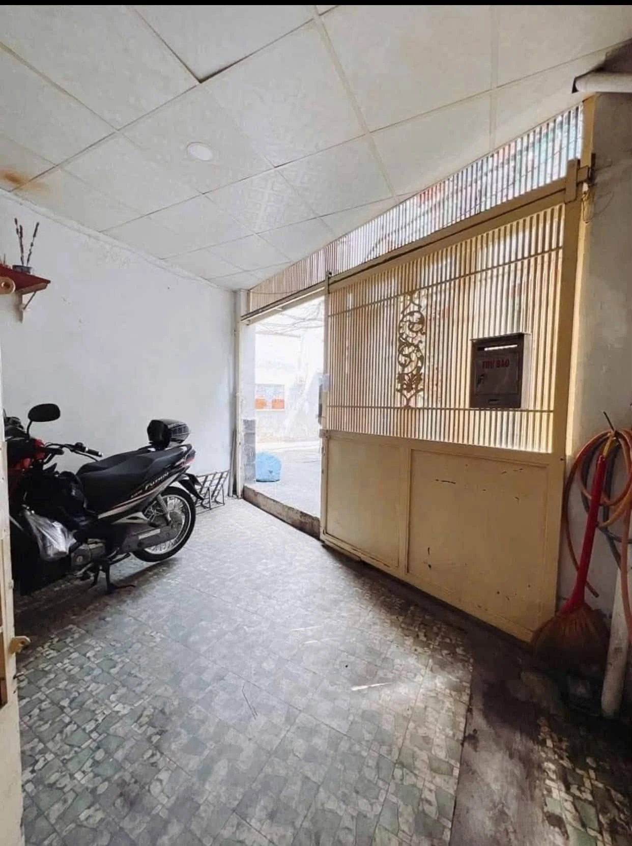 Bán nhà hẻm Quận 4, 54m2, 2 tầng, 4.6 tỷ - Ảnh 1