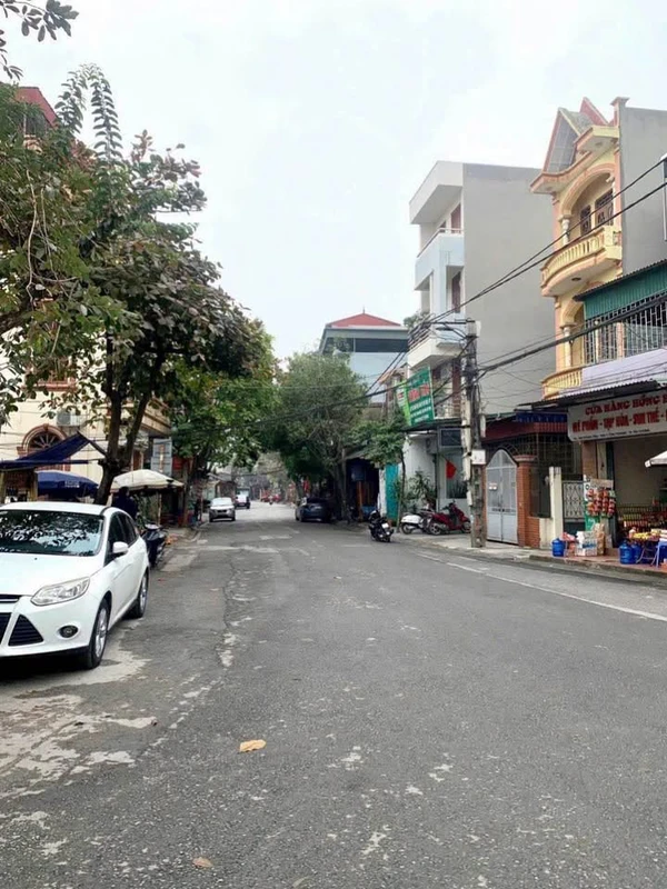 Bán nhà mặt phố Phan Bội Châu, 50m2, 4 tầng, 4 PN, Hải Dương
