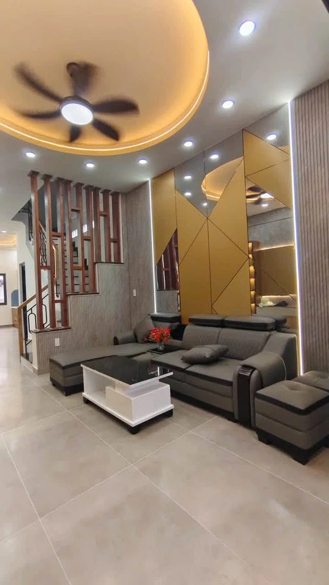 Bán nhà hẻm ô tô 60m² 4PN gần chợ Hiệp Bình, Thủ Đức - 5,5 tỷ - Ảnh thu nhỏ 2