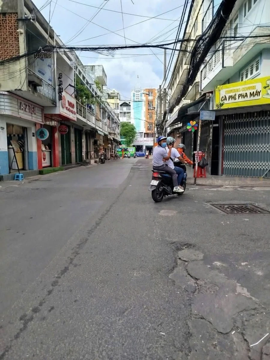Bán nhà 5 tầng 4,5x12m hẻm 8m 373 Lý Thường Kiệt, giá nhỉnh 9 tỷ - Ảnh thu nhỏ 4