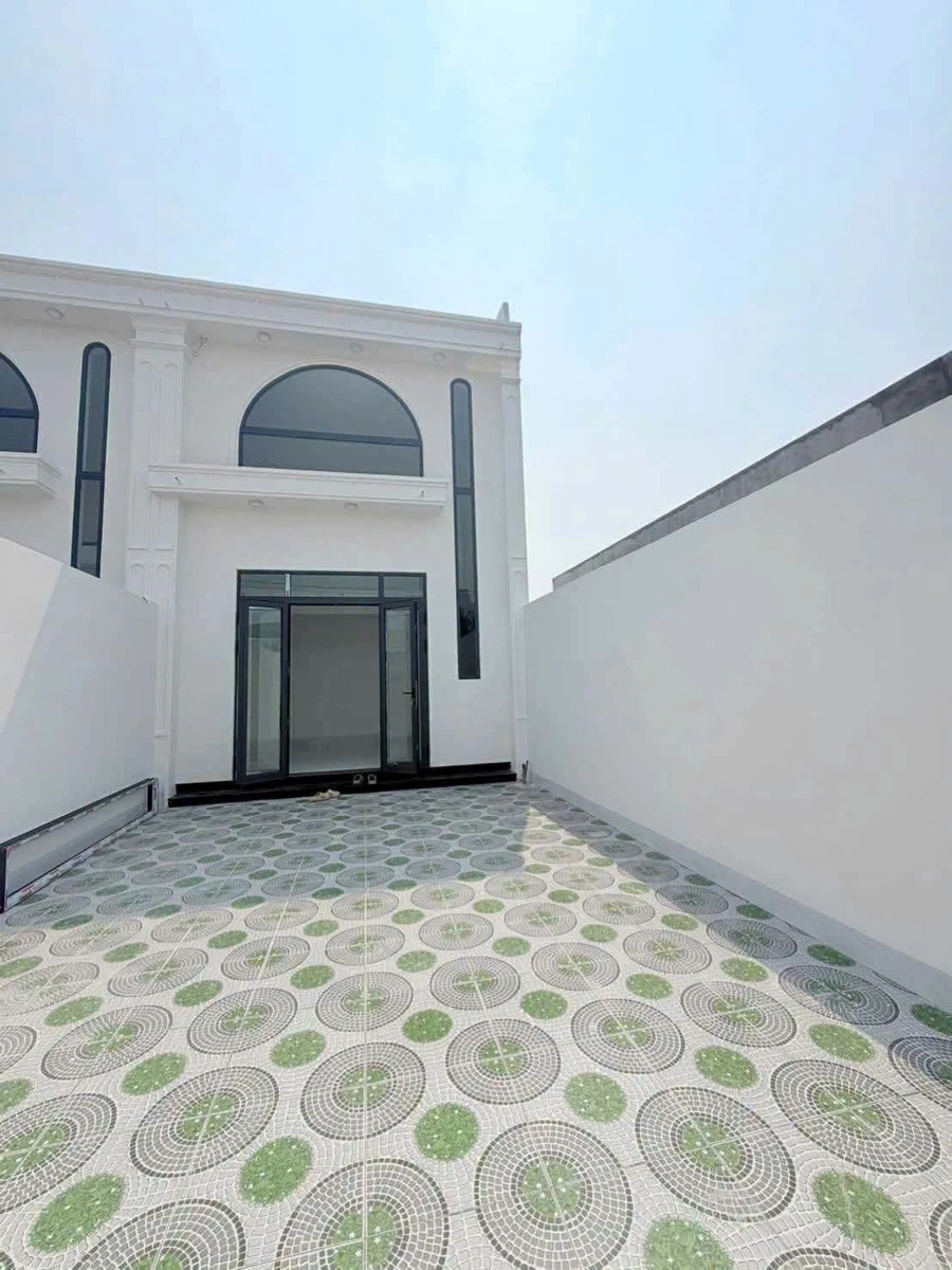 Bán nhà 1 trệt 1 lầu 113m2 sát chợ Đức Tân, Tân Trụ, Long An giá 1,68 tỷ - Ảnh thu nhỏ 3