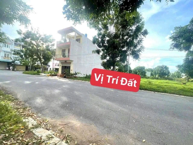 Bán lô đất 100m² tại KDC 135 Bến Lức, Long An