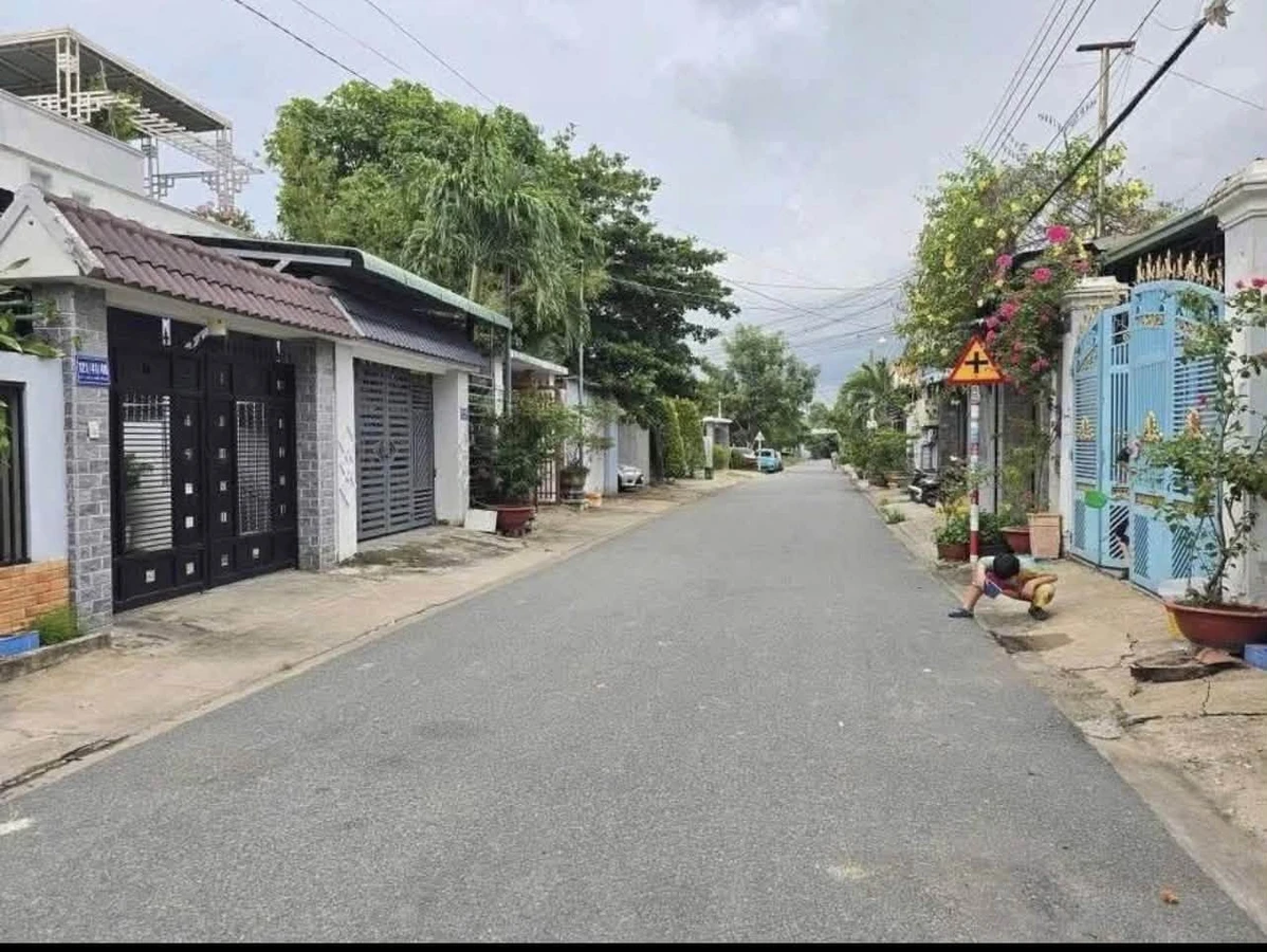 Bán đất Phú Lợi 126m2, đường Phạm Ngọc Thạch 3 tỷ 250 - Ảnh thu nhỏ 4