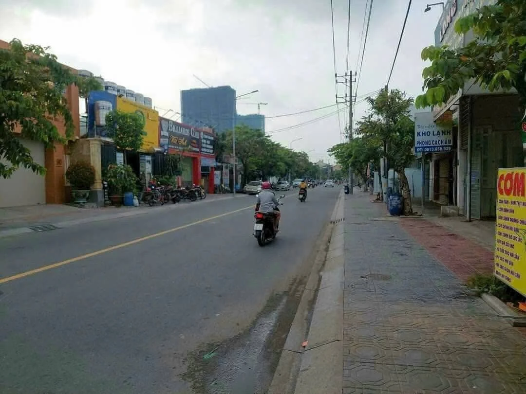 Bán đất mặt tiền Trần Hưng Đạo 1816m2, Đông Hòa, Dĩ An, giá 64 tỷ - Ảnh thu nhỏ 4