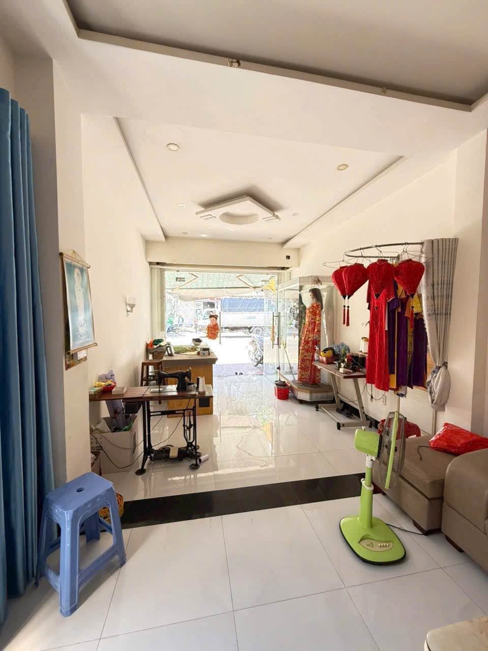 Nhà bán 2 mặt tiền kinh doanh Trần Hưng Đạo Phan Thiết 99.5m2 - Ảnh thu nhỏ 4