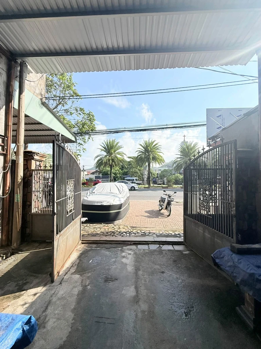 Bán lô đất 150m2 mặt tiền Tây Sơn, 12 tỷ 900 - Ảnh thu nhỏ 2