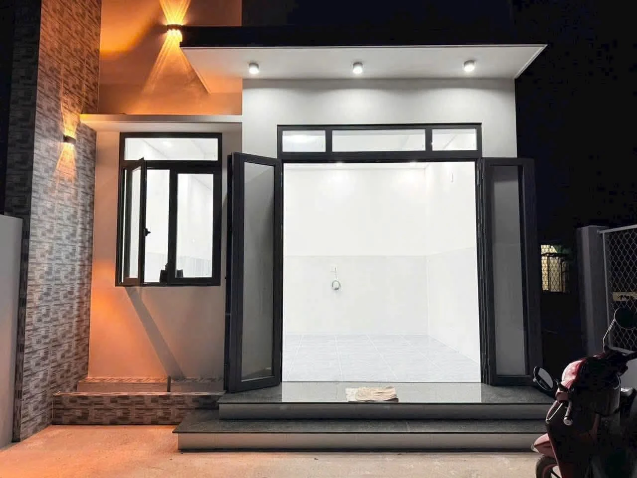 Bán nhà mặt tiền HL173 Hữu Định 186m2, 2 PN - Ảnh 1