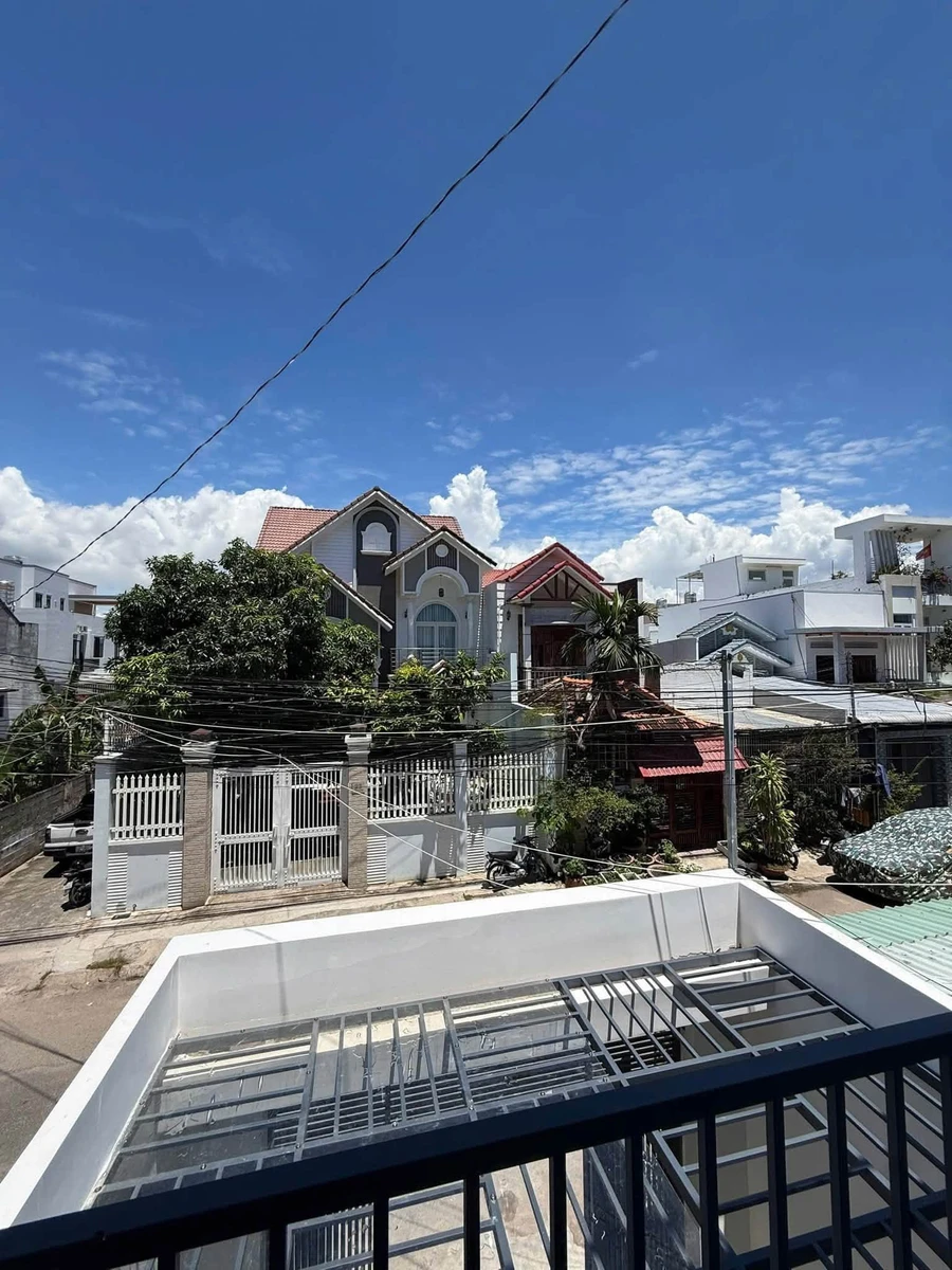 Bán nhà 1 trệt 1 lầu mặt tiền Huỳnh Thị Khá, Phan Thiết, 68m2 - Ảnh thu nhỏ 2