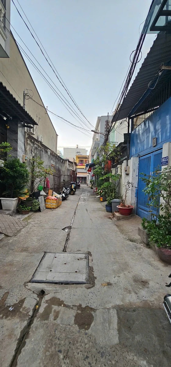 Bán nhà 122m² trệt + lầu 6PN 3WC gần Ngã Tư 4 Xã, Liên Khu 10-11, Bình Tân - Ảnh thu nhỏ 2