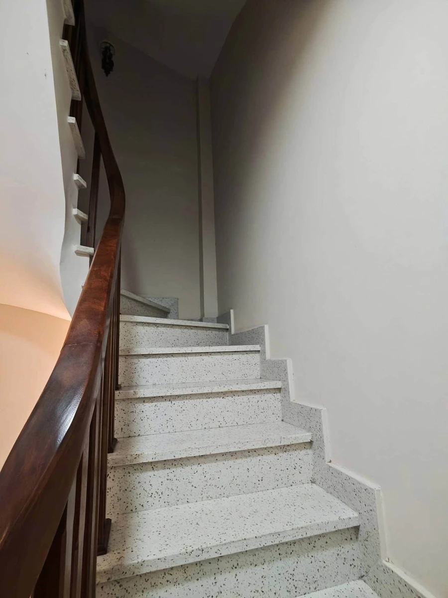 Bán nhà Bồ Đề Long Biên 46m 6 tầng view hồ 13.8 tỷ - Ảnh thu nhỏ 5