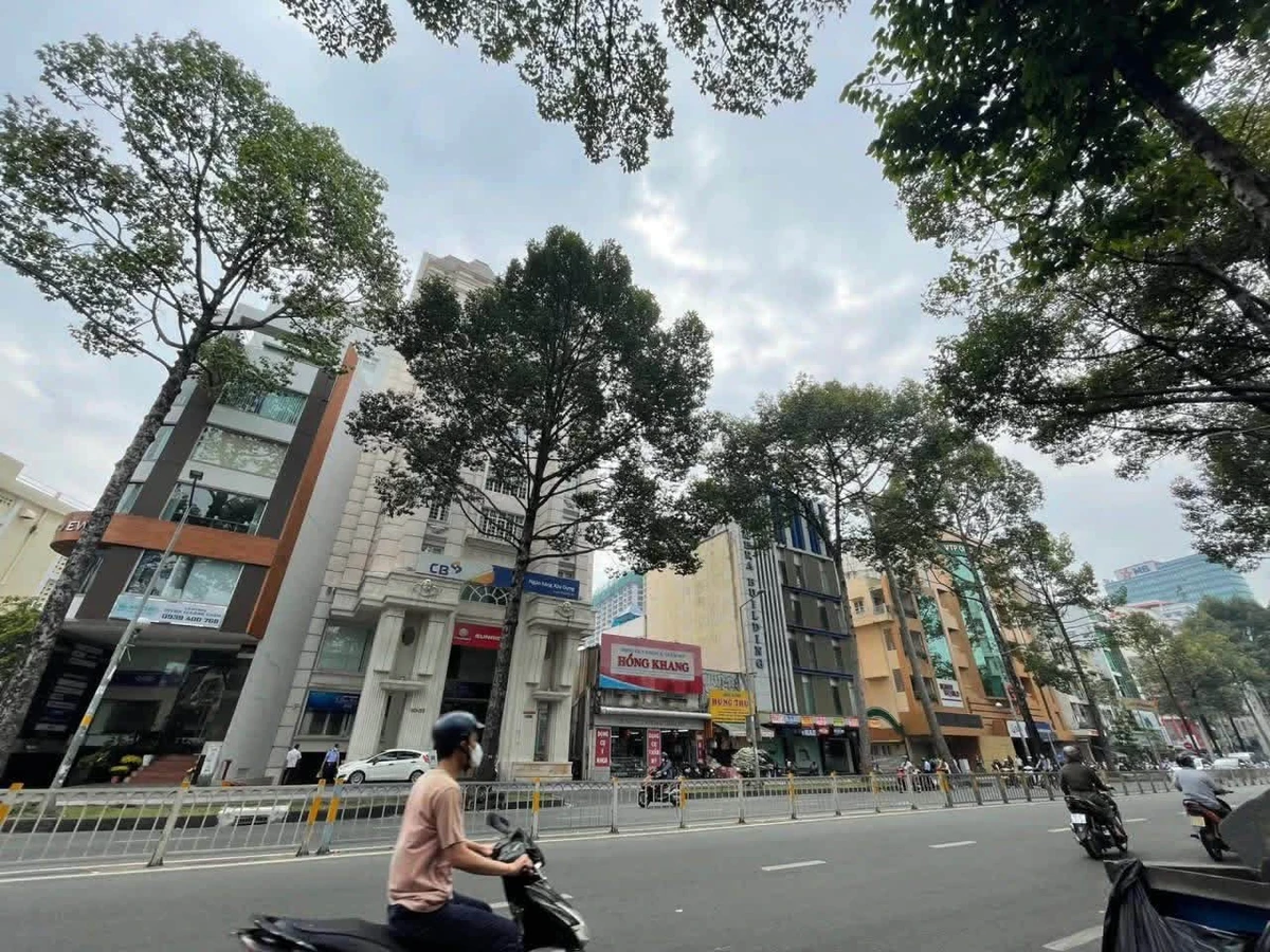 Bán nhà mặt tiền 17m, 2.200m², Trần Hưng Đạo, Quận 1 - Ảnh thu nhỏ 4