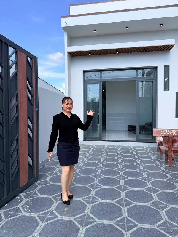 Bán nhà phố sân vườn 50m2, 3PN, Rạch Giá, Kiên Giang