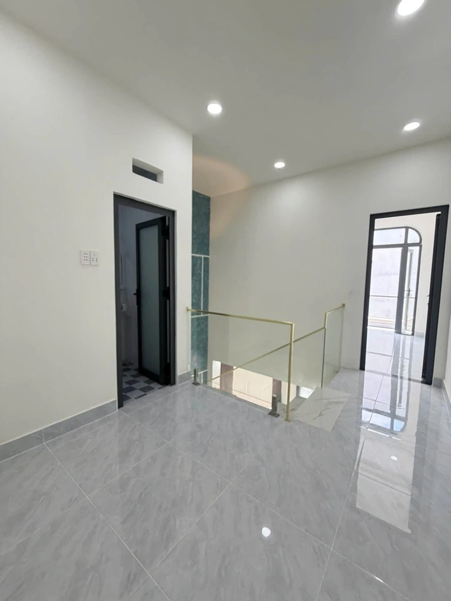 Bán nhà 1 trệt 1 lầu 46m2 nở hậu 3PN gần vòng xoay Phú Lâm, Quận 6 - Ảnh thu nhỏ 3