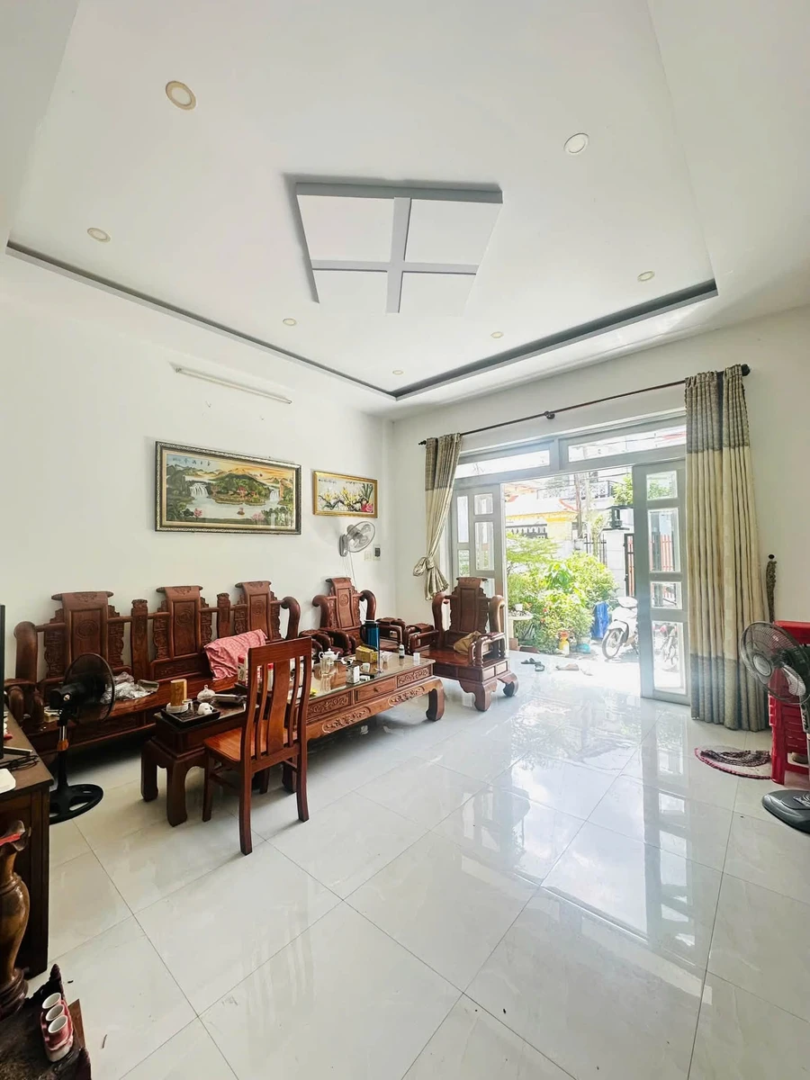 Bán nhà 1 lầu, 4 phòng ngủ Phạm Văn Thuân Tân Bình, 125m² - Ảnh thu nhỏ 2