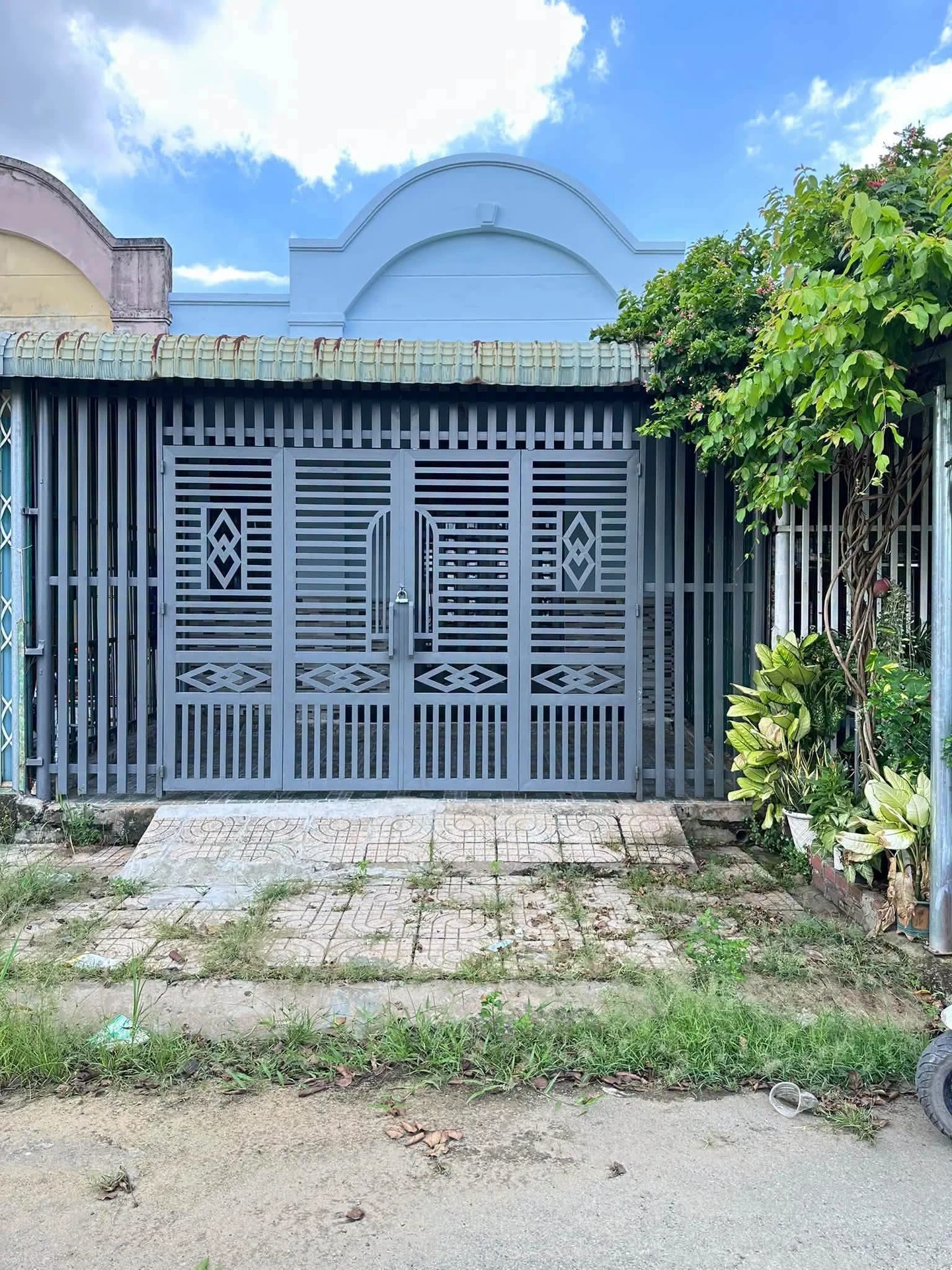 Bán nhà cấp 4 Khu đô thị Long Hưng 100m² - 2,6 tỷ - Ảnh 1