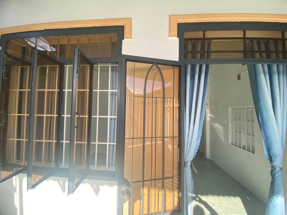 Bán nhà đất lành 4 phòng ngủ 1,5 tỷ tại Vĩnh Thái - Ảnh thu nhỏ 2