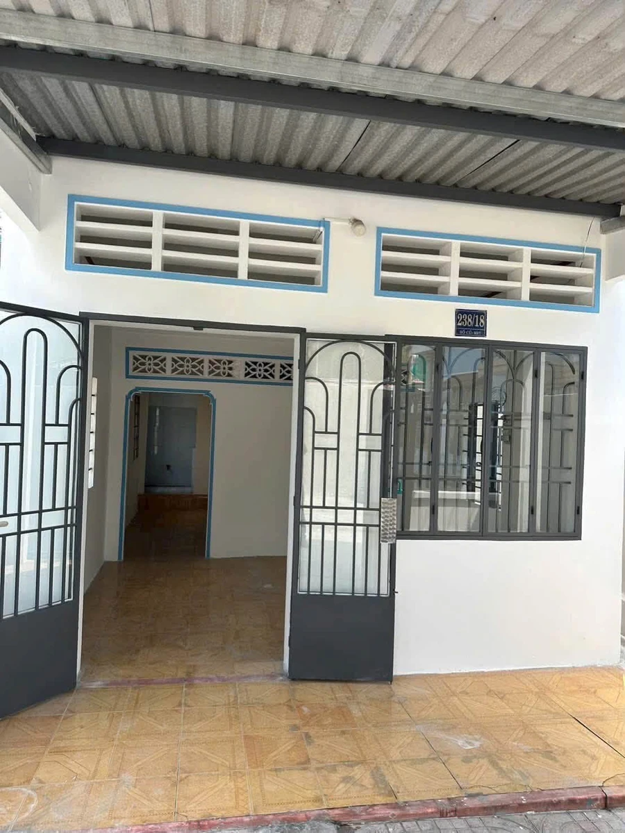 Bán nhà 3 mặt tiền 49m2 Thích Quãng Đức Phú Cường - Ảnh thu nhỏ 2
