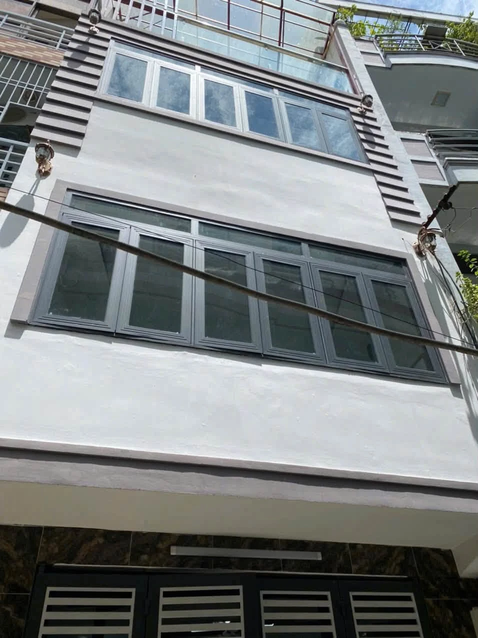 Bán nhà hẻm 4 tầng BTCT 5PN 3WC, 4,33x10,76m, giá 8 tỷ tại An Bình, Quận 5 - Ảnh 1