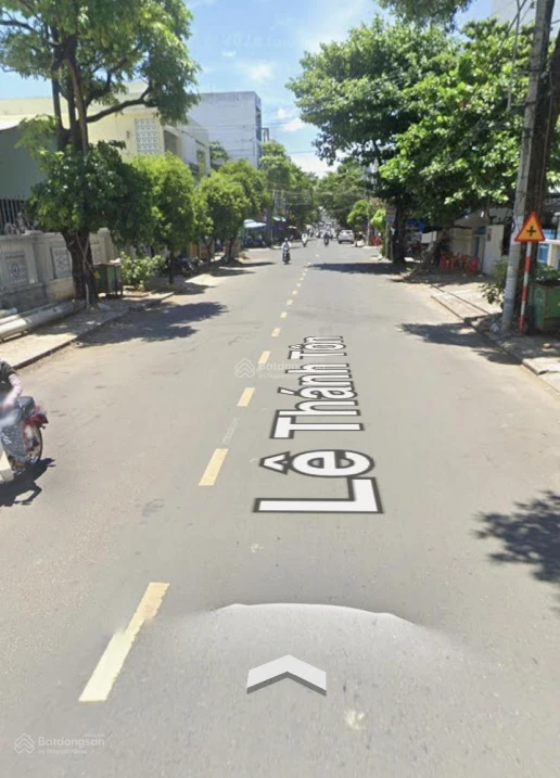 Bán nhà mặt tiền đường Lê Thánh Tôn Phường 3 thành phố Tuy Hoà thuận tiện kinh doanh đa ngành nghề