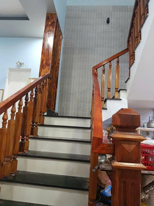 Bán nhà 2 tầng 198m² mặt tiền 10m Nguyễn Văn Cừ Đà Nẵng 3.45 tỷ